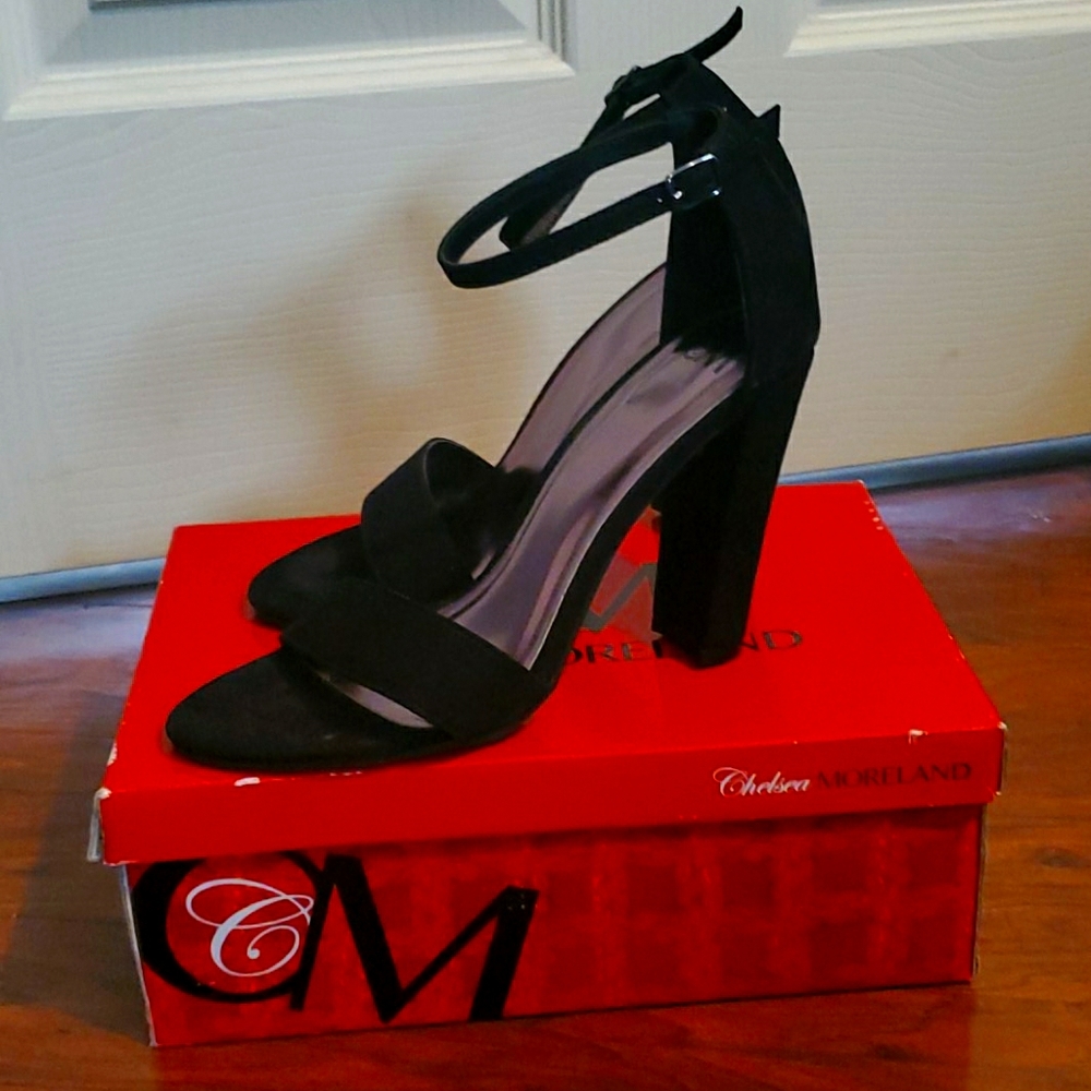Chunky Heel Black Pumps
